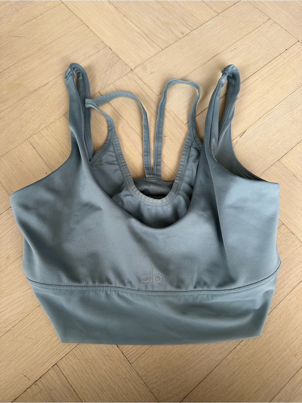 Alo Yoga Strappy Sports Bra Light Sage Green XS